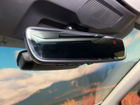 Certified 2025 Subaru Crosstrek 2.0i Premium image 41