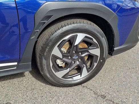 Certified 2025 Subaru Crosstrek 2.5i Limited w/ Crosstrek Mirror Package image 9