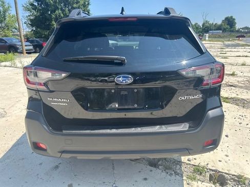 Certified 2025 Subaru Outback Premium w/ Popular Package #1A AWD/4WD image 6