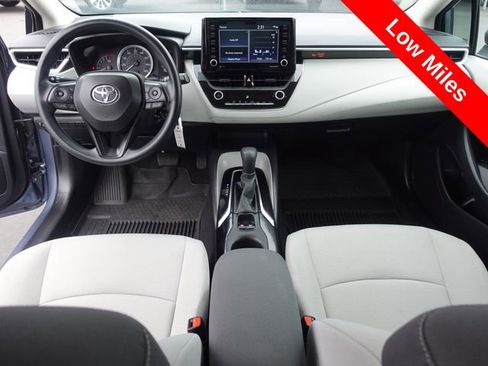 Certified 2022 Toyota Corolla LE FWD image 4