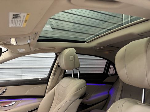 Used 2019 Mercedes-Benz S 560 4MATIC Sedan image 22