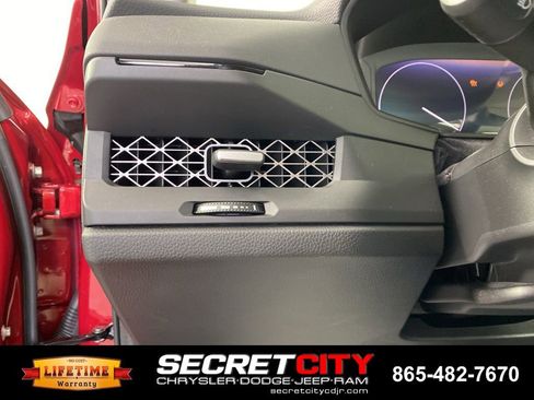 Used 2025 Honda Accord SE image 14