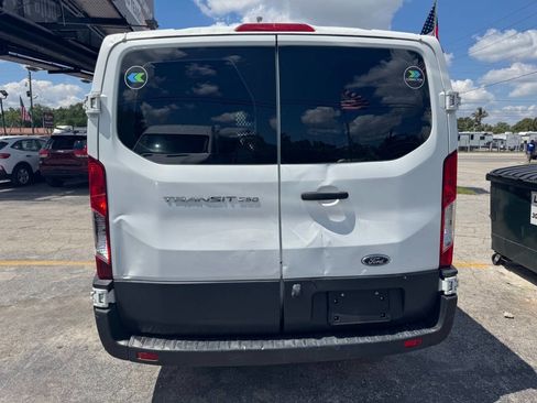 Used 2017 Ford Transit 250 130 Low Roof w/ Exterior Upgrade Package image 4