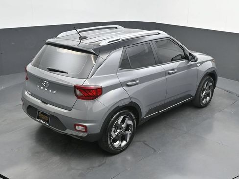 Used 2023 Hyundai Venue Limited FWD image 26