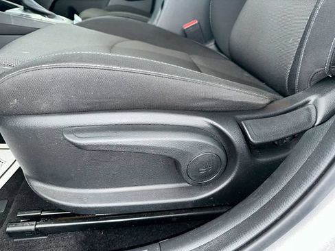 Certified 2023 Kia Forte LXS w/ LXS Technology Package FWD image 16
