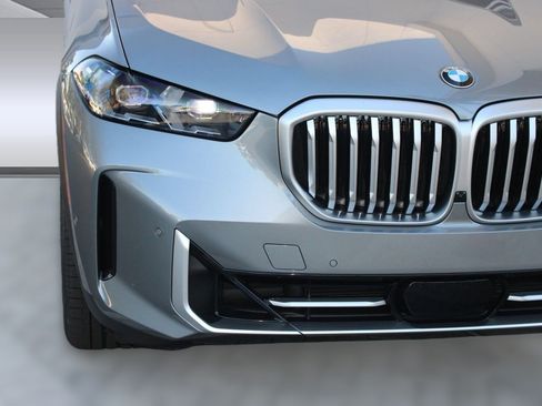 Used 2026 BMW X5 sDrive40i RWD image 12