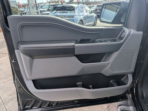 Used 2025 Ford F150 XLT w/ Equipment Group 301A Standard image 14