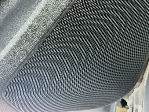 Used 2024 Nissan Pathfinder Platinum image 22