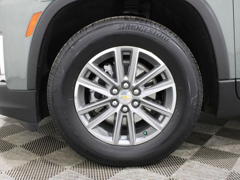 Used 2022 Chevrolet Traverse LT w/ LPO, Cargo Package image 39
