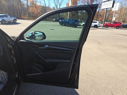 Used 2020 Audi SQ5 Premium Plus w/ Premium Plus Package image 33