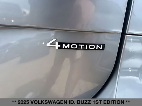 Used 2025 Volkswagen ID. Buzz 1st Edition AWD/4WD image 4