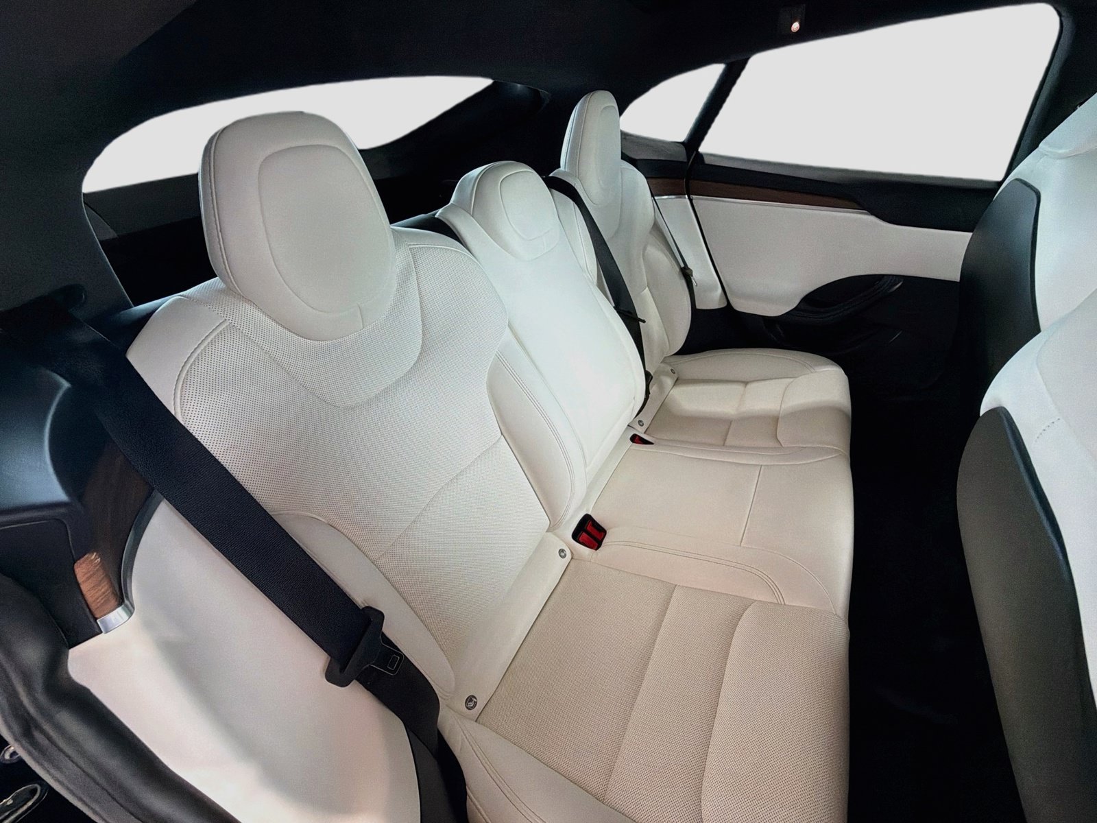 Used 2022 Tesla Model S Standard Range AWD/4WD image 20