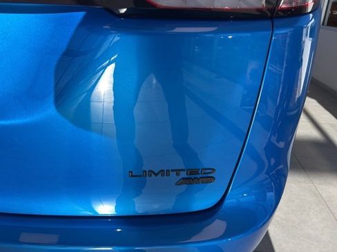 New 2026 Chrysler Pacifica Limited image 28