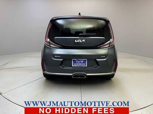 Used 2023 Kia Soul GT-Line w/ GT-Line Technology Package FWD image 4