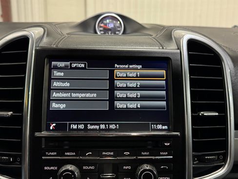 Used 2014 Porsche Cayenne GTS AWD/4WD image 48