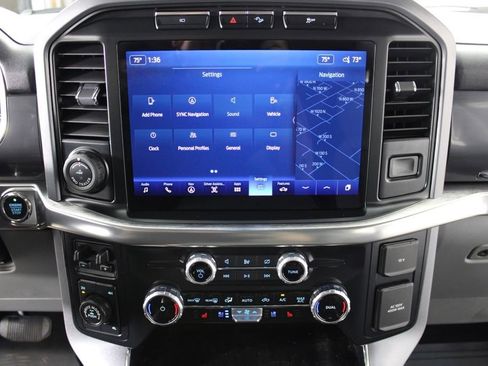 Used 2023 Ford F150 Lariat w/ Trailer Tow Package image 21