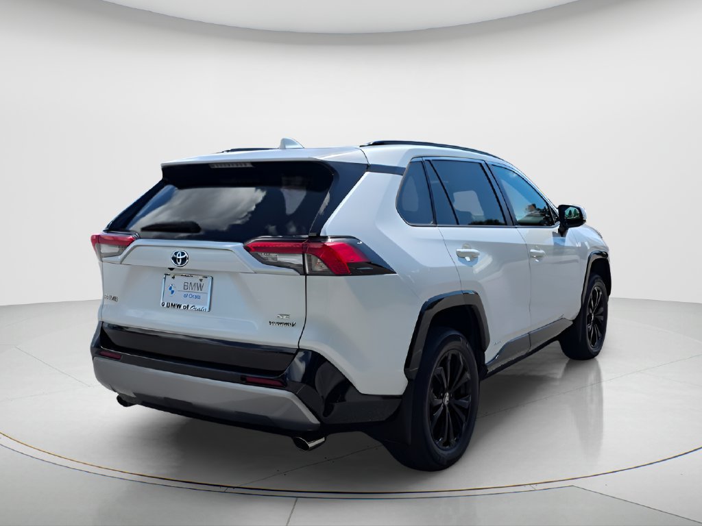 Used 2024 Toyota RAV4 SE AWD/4WD image 5