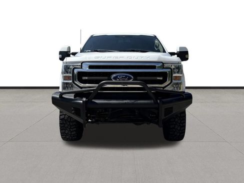 Used 2022 Ford F250 Lariat w/ Lariat Value Package AWD/4WD image 2