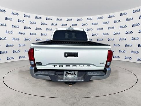 Used 2021 Toyota Tacoma SR5 RWD image 6