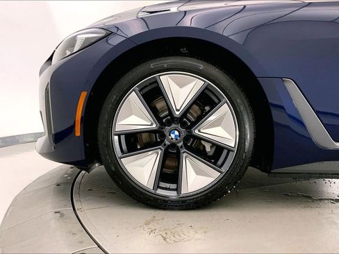 New 2026 BMW i4 xDrive40i w/ Premium Package AWD/4WD image 9