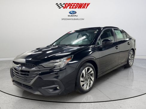 Used 2023 Subaru Legacy Limited image 4