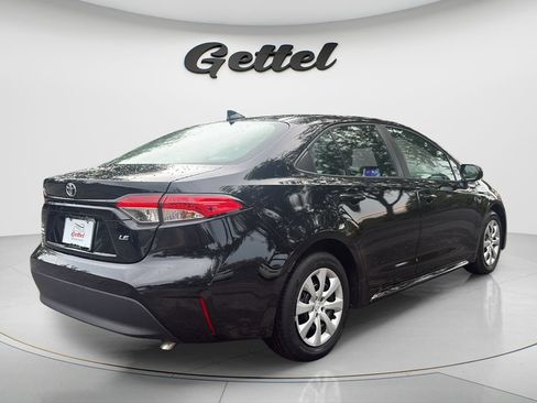 Used 2023 Toyota Corolla LE FWD image 5