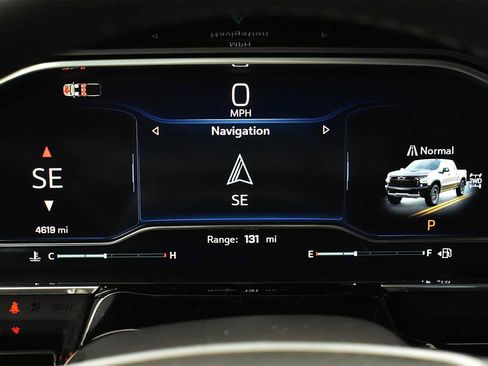 Used 2025 Chevrolet Silverado 1500 ZR2 w/ Technology Package image 13