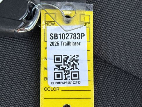 Used 2025 Chevrolet TrailBlazer LT image 35