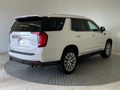 Used 2021 GMC Yukon Denali w/ Denali Premium Package image 8