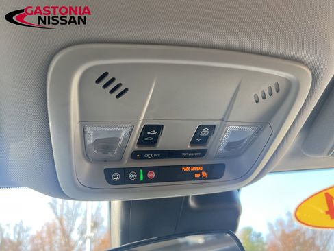 Used 2024 Chevrolet Malibu LT image 38