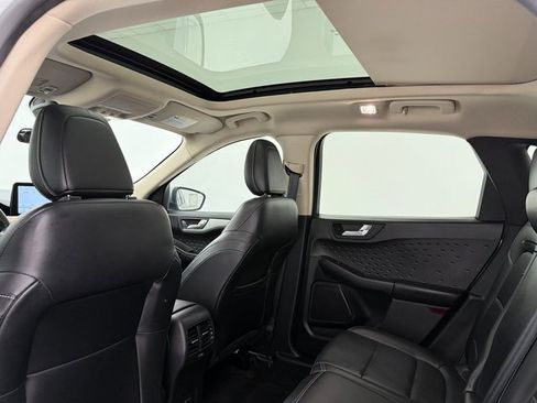 Used 2020 Ford Escape SEL image 32