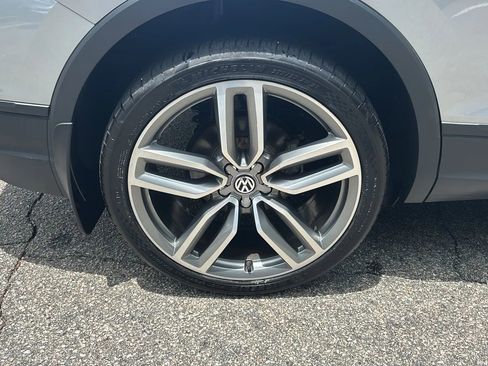 Used 2020 Volkswagen Tiguan S FWD image 29