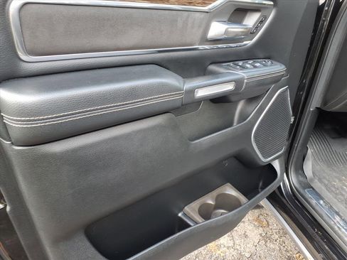 Used 2019 RAM 1500 Laramie image 19