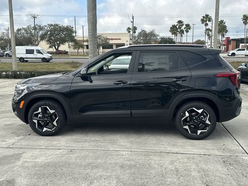 New 2026 Kia Seltos S image 10