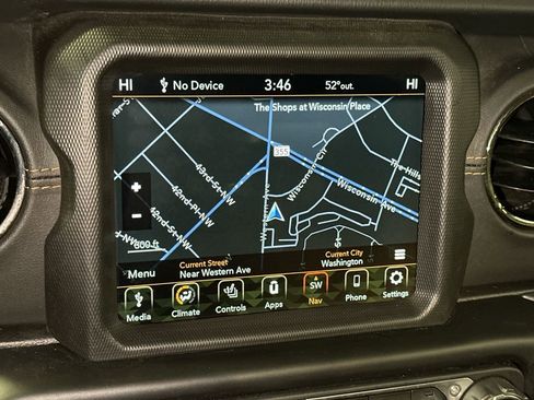 Used 2021 Jeep Wrangler Unlimited Sahara image 25