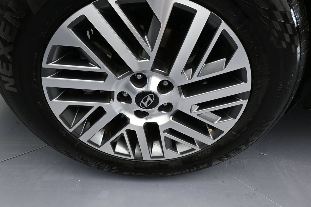Used 2026 Hyundai Palisade SEL FWD image 45