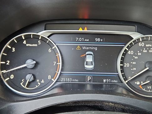 Used 2023 Nissan Altima 2.5 SV FWD image 13