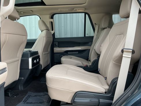 Used 2023 Ford Expedition Limited AWD/4WD image 19