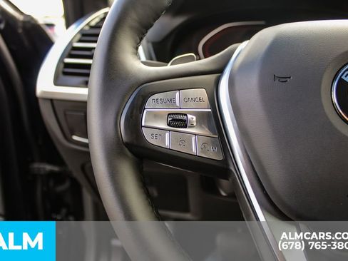 Used 2025 BMW X4 xDrive30i image 28