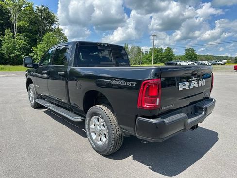 New 2026 RAM 2500 Big Horn AWD/4WD image 3