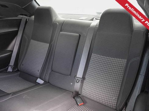 Used 2020 Dodge Challenger SXT RWD image 12