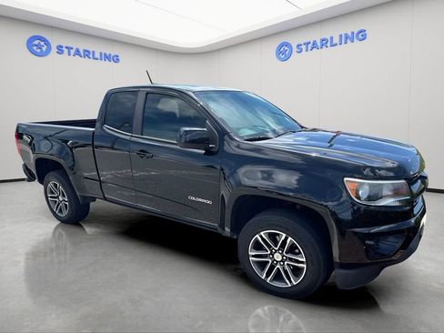 Used 2020 Chevrolet Colorado W/T w/ Custom Special Edition RWD image 4