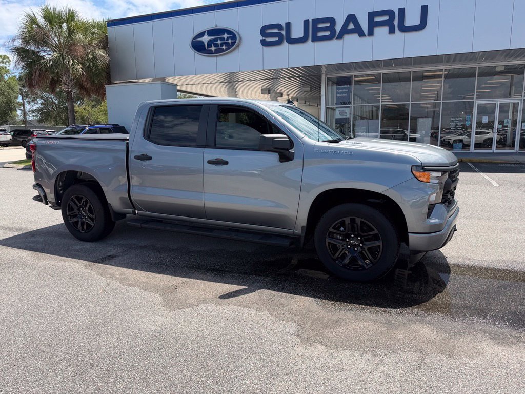 Used 2025 Chevrolet Silverado 1500 Custom AWD/4WD image 1