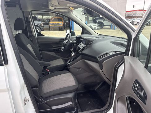 Used 2020 Ford Transit Connect XL image 7