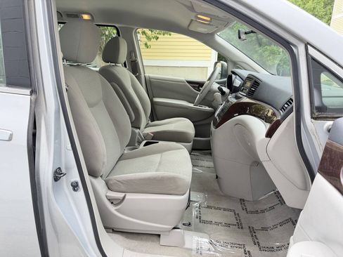 Used 2014 Nissan Quest S FWD image 15
