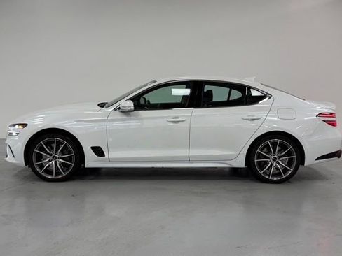Used 2026 Genesis G70 2.5T image 2