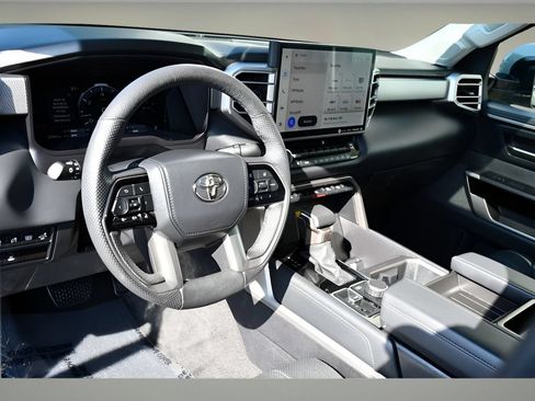 Used 2024 Toyota Tundra Limited AWD/4WD image 14