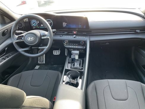 New 2026 Hyundai Elantra SEL FWD image 7