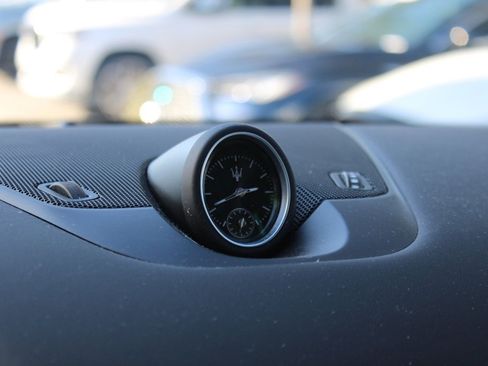 Used 2017 Maserati Levante S image 26