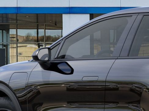 New 2026 Chevrolet Equinox EV LT image 13